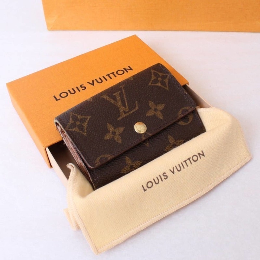 Louis Vuitton 6 Key Holder Pochette Cles Wallet LV